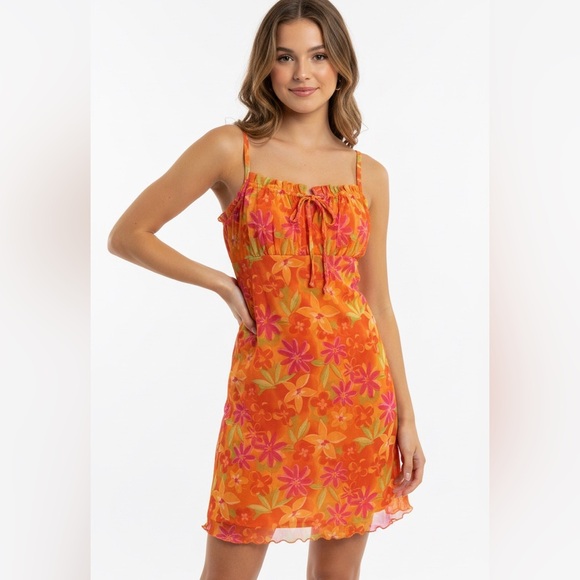 Dresses & Skirts - VTG 90’s Retro Floral Orange and Pink Mini Dress M/L